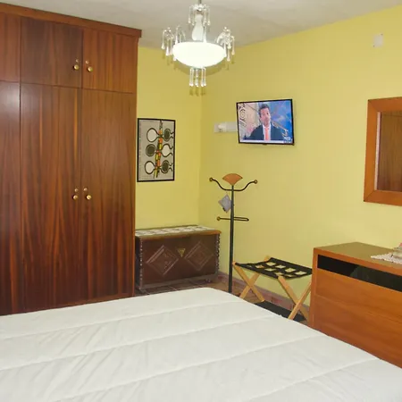 Rural Retreat - Quinta Sol 3 Bedroom House - Nazare, Portugal Holiday home