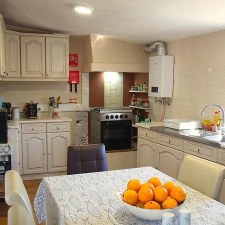 Rural Retreat - Quinta Sol 3 Bedroom House - Nazare, Portugal *