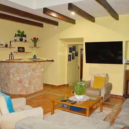 Rural Retreat - Quinta Sol 3 Bedroom House - Nazare, Portugal Feriehus
